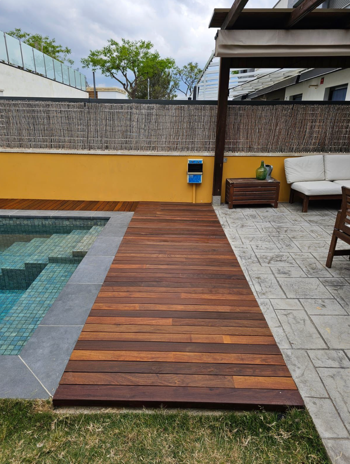 Madera exterior de ipé (4 caras lisas)