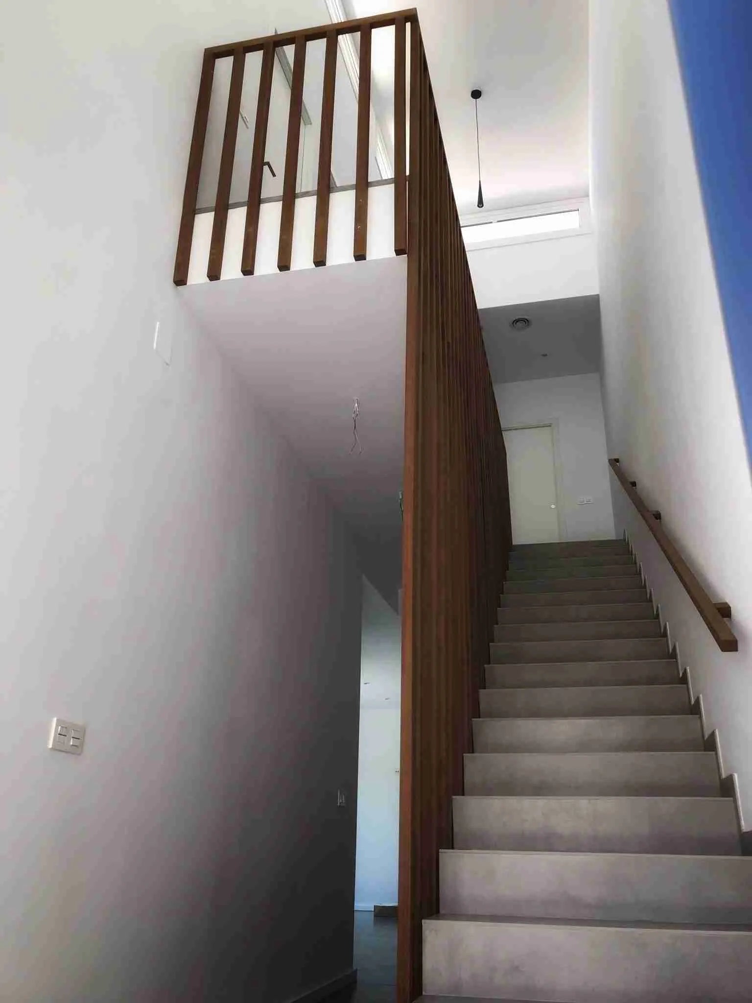 Pack 10 listones de iroko decorativos