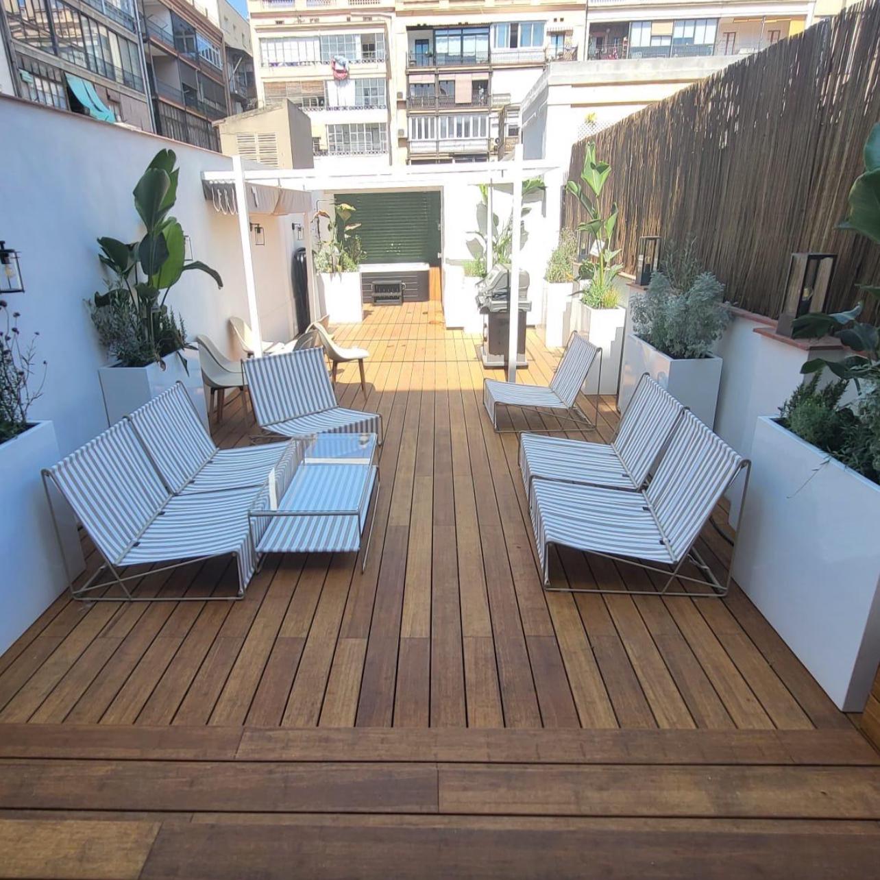 Pack 10 unidades (2.61 m2) suelo de bambú exterior color caramelo 18x140x1870 mm